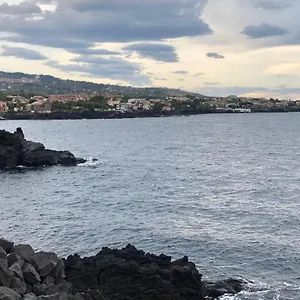 Le Tre Meraviglie A 200 M Dal Mare 2*, Catane Italie